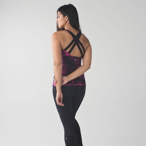 Lululemon Enhearten Tank
Blooming Pixie Raspberry Black/Black - Picture 6 of 16